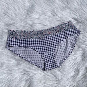 3/$30 Victoria’s Secret Gingham Panty